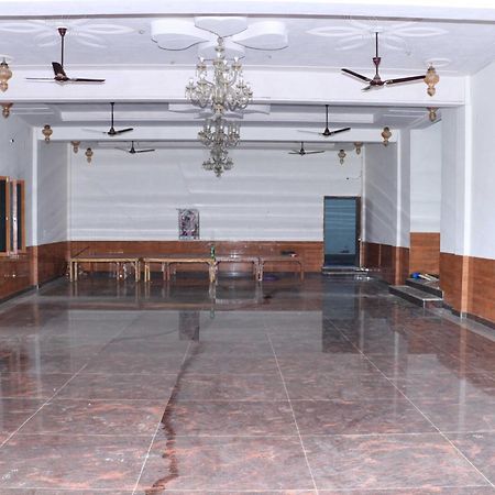 Hotel O Pop Angoori Farm House Mathura Zewnętrze zdjęcie